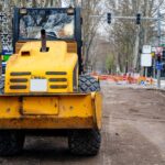 Rolul cilindrului terasier în consolidarea drumurilor de pământ